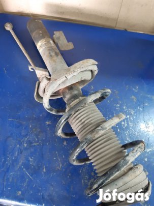 Ford Focus II Bal Első Lengéscsillapító + Rugó