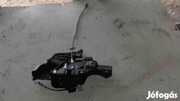 Ford Focus II Bal Hátsó Ajtó Zárszerkezet + Központizár Motor
