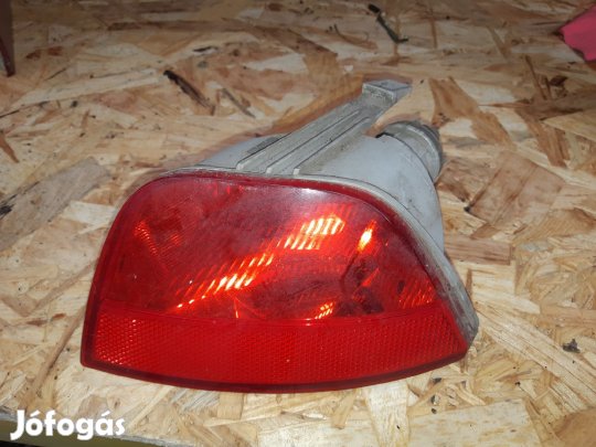 Ford Focus II Bal Hátsó Ködlámpa