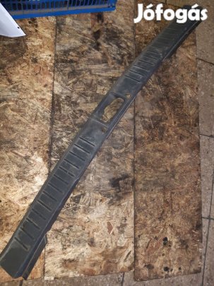 Ford Focus II Csomagtér Küszöb Takaró Burkolat