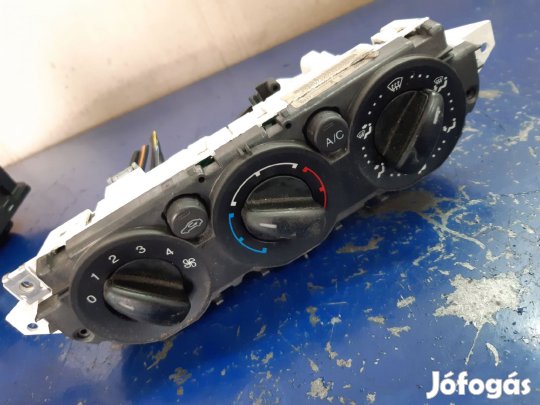 Ford Focus II Fűtéskapcsoló
