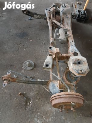 Ford Focus II Hátsó Híd Dobfékes