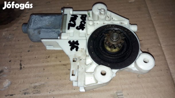 Ford Focus II Jobb Első Ablakemelő Motor