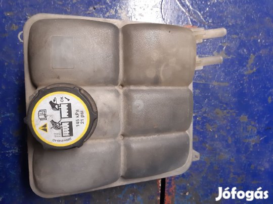 Ford Focus II Kiegyenlítő Tartály