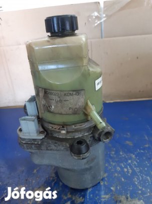 Ford Focus II Kormányszervó Szivattyú + Szervó Tartály