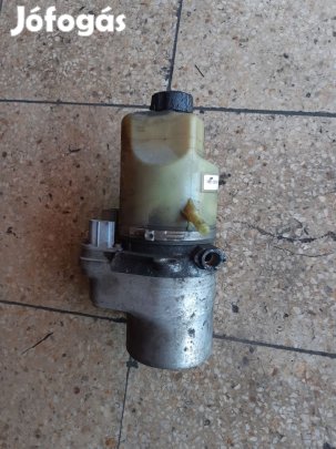 Ford Focus II Kormányszervó Szivattyú + Szervó Tartály