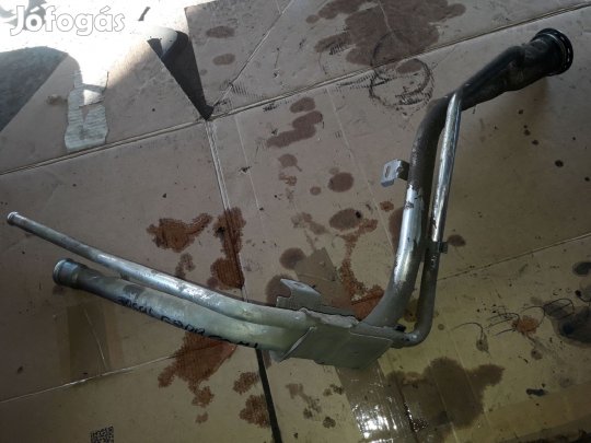 Ford Focus II Üzemanyag Betöltő Cső