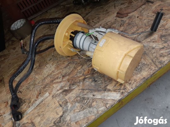 Ford Focus II Üzemanyag Szintjelző