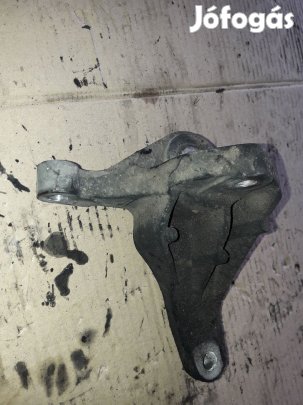 Ford Focus II Váltótartó Bak