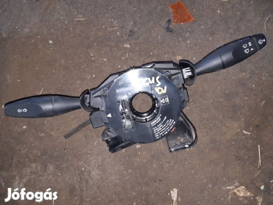 Ford Focus I Bajuszkapcsoló