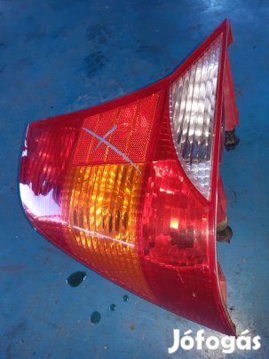 Ford Focus I Bal Hátsó Lámpabúra