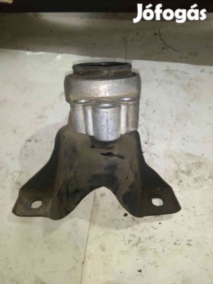 Ford Focus I Motortartó Bak