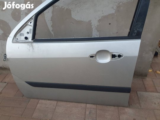 Ford Focus I-es bal első ajtó.