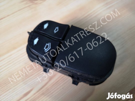 Ford Focus MK1 ablakemelő kapcsoló YS4T-14529-AA