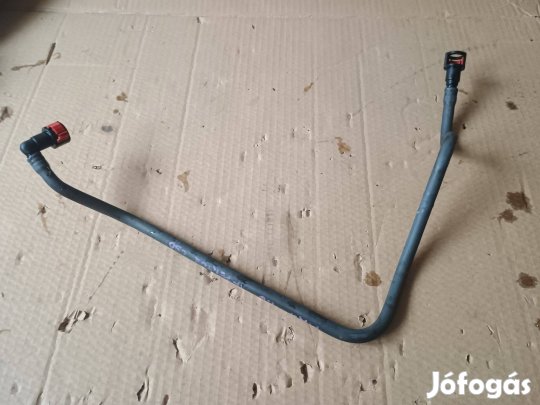 Ford Focus MK1 injektor üzemanyag cső
