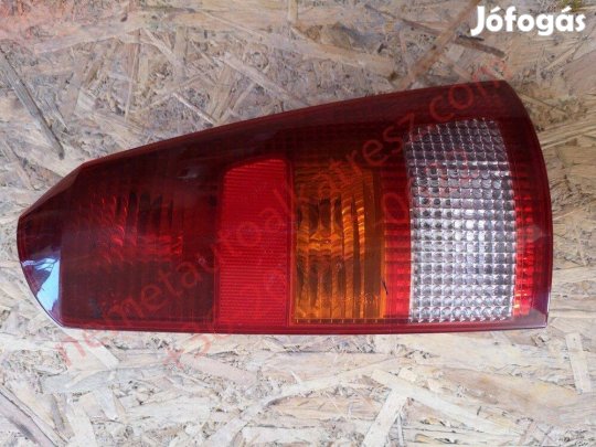 Ford Focus MK1 kombi jobb hátsó fényszóró XS4X-13N004-EC