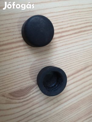 Ford Focus MK2 ablaktörlő csavar takaró gumi