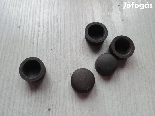 Ford Focus MK2 ablaktörlő csavartakaró gumi