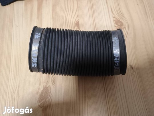 Ford Focus MK2 levegőszűrőház cső