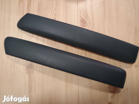 Ford Focus MK2 lökhárító díszléc