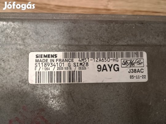 Ford Focus MK2 motorvezérlő ECU 4M51-12A650-HG