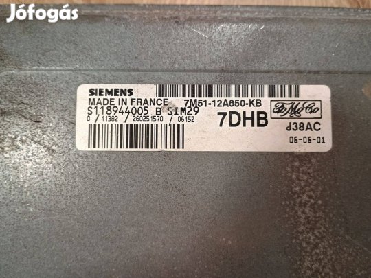Ford Focus MK2 motorvezérlő ECU 7M51-12A650-KB