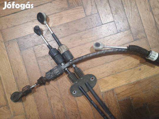 Ford Focus MK2 váltóbovden (topran 305 114 41)