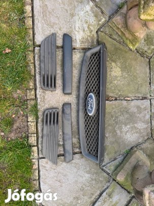 Ford Focus MK 2 hűtőrács, ködlámpa rács szett