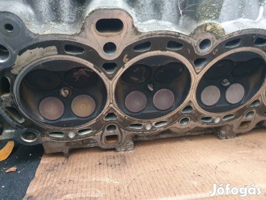 Ford Focus Mk1 1.6 16v hengerfej.