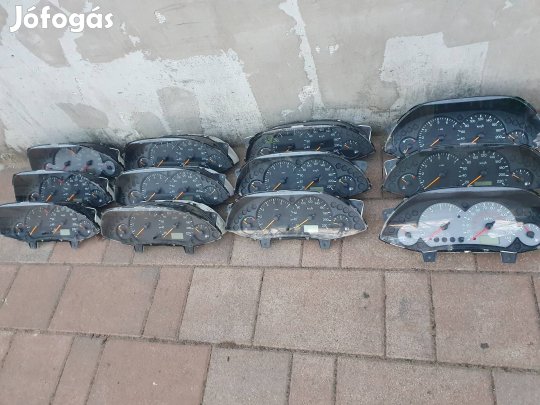 Ford Focus Mk1 kilométeróra.