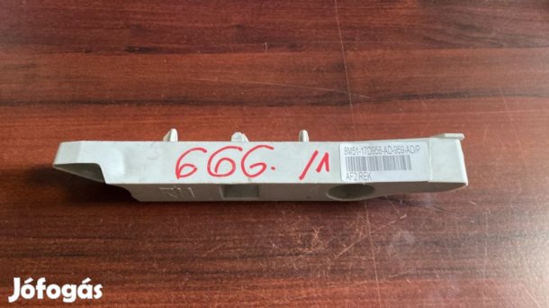 Ford Focus jobb és bal első lökhárító tartó 8M51-17D958-AD,