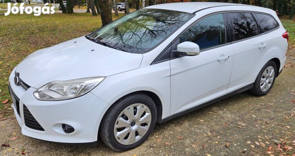 Ford Focus kombi 1,6D Magyarországi, szervízkönyves, kitűnő állapotban