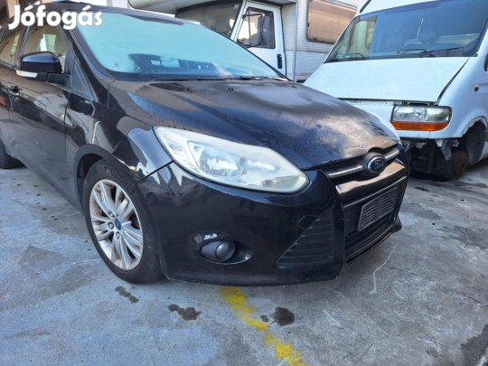 Ford Focus lökhárító,homlokfal,sárvédő,lámpák,motorháztető