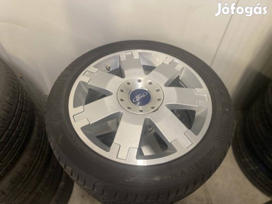 Ford Focus mk2 ghia gyári 17"-os alufelni szett téli gumikkal 