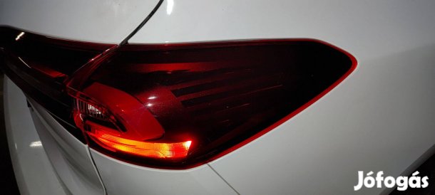 Ford Focus mk4 kombi jobb hátsó külső lámpa