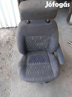 Ford Galaxy I Jobb Első Ülés