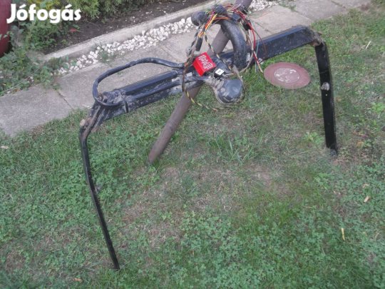 Ford Grand c max vonóhorog eladó!