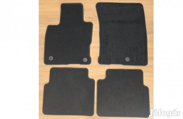 Ford Kuga gumi és textilszőnyeg