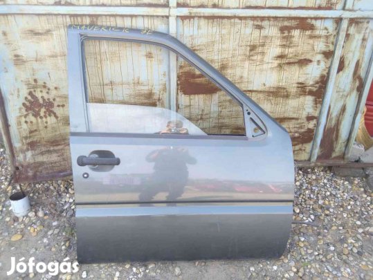 Ford Maverick 93-98 Jobb Első Ajtó