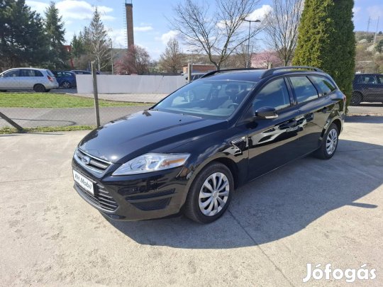 Ford Mondeo 1.6 Ambiente Szívó benzi!Sérülésmen...