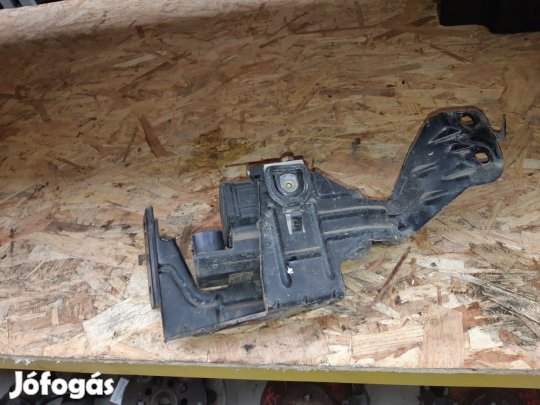 Ford Mondeo III ABS Tömb