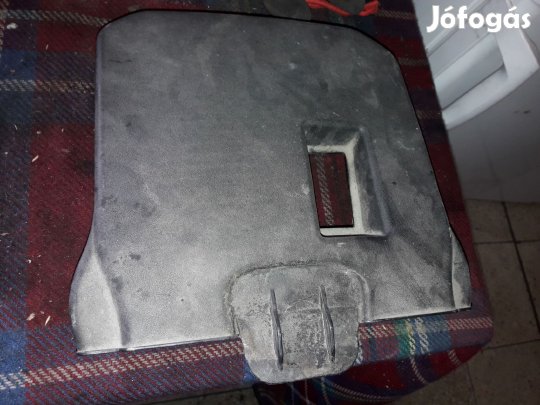 Ford Mondeo III Kormány Alatti Burkolat