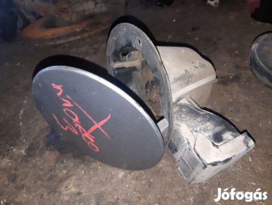 Ford Mondeo III Tankajtó