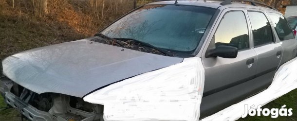Ford Mondeo MK1 kombi 1.8-as TD bontás