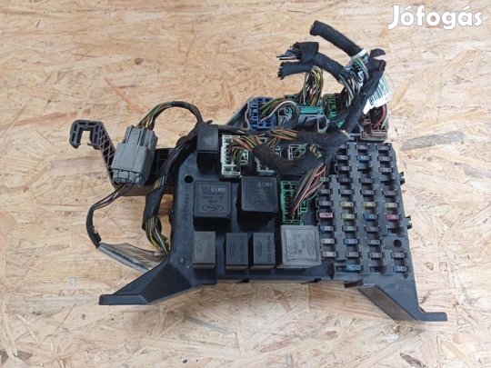 Ford Mondeo MK3 (2002-2007) 2.0Tdci Diesel Biztosíték Tábla