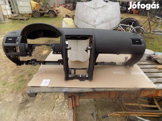 Ford Mondeo MK3 bontott műszerfal