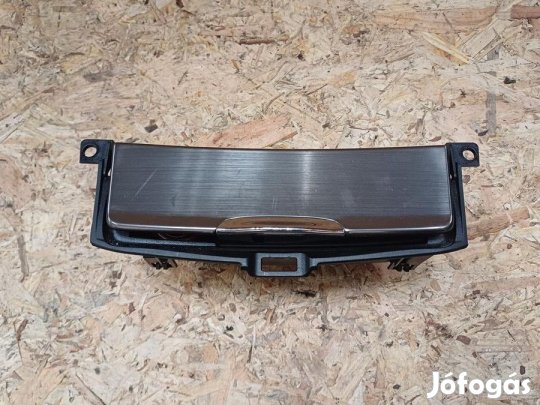 Ford Mondeo MK4 (2006-2014) Első Hamutál