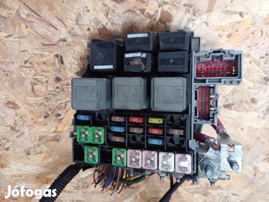 Ford Mondeo MK4 (2006-2014)  2.0Tdci Diesel Bizosíték Tábla