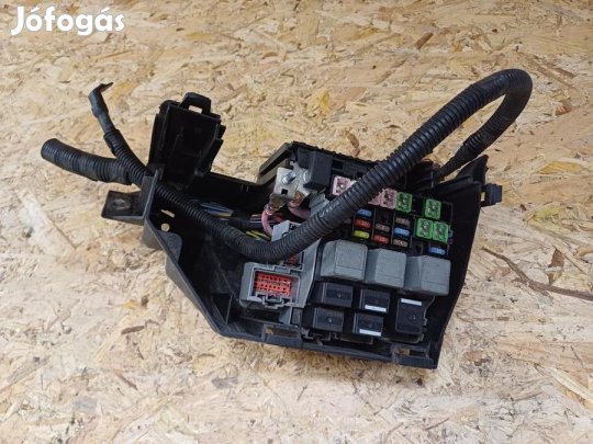 Ford Mondeo MK4 (2006-2014)  2.0Tdci Diesel Motortér Biztosíték Tábla