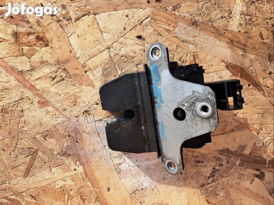 Ford Mondeo MK4 (2006-2014)  Csomagtérajtó Központizár